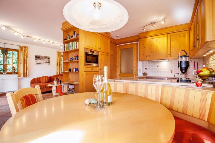 Küche in Evi's Wohnung